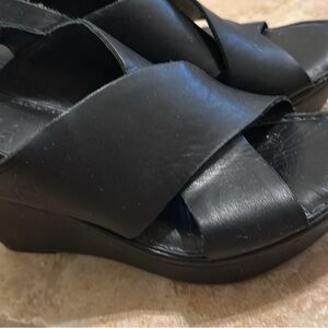New, Never worn outside BORN PLATFORM Black Soft & Sexy Size 6